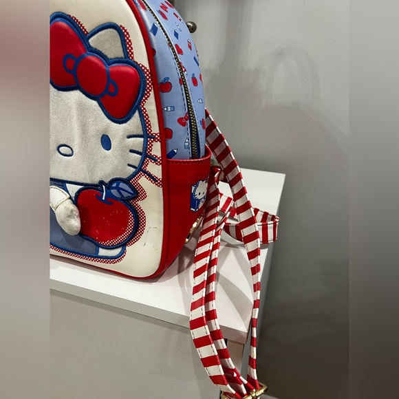 Hello Kitty Cream and Red Backpack - Picture 2 of 9